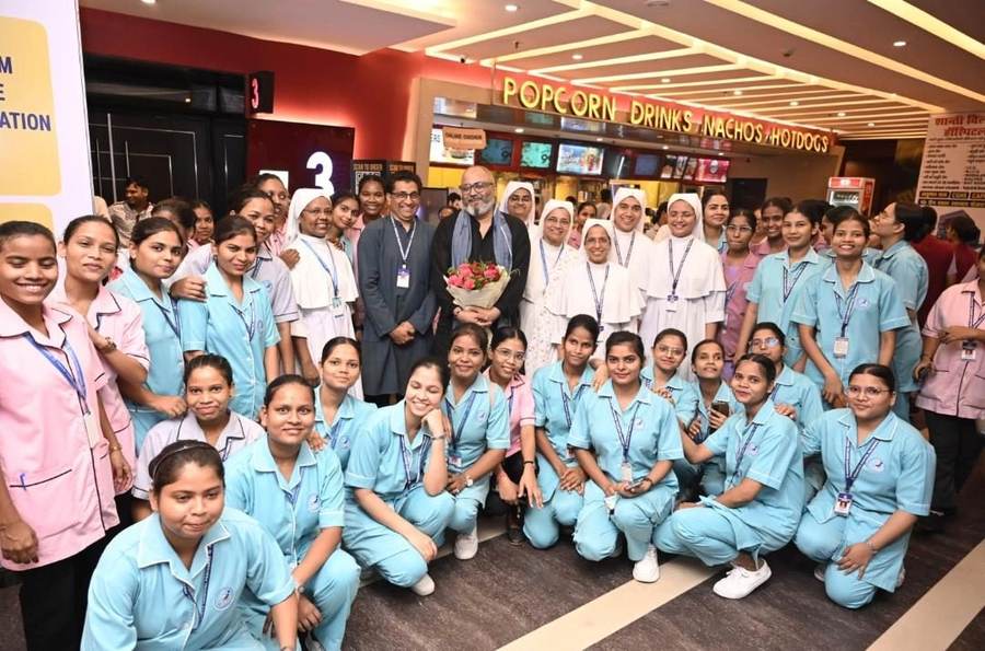 Nazareth Hospital nursing team in SKON uniforms